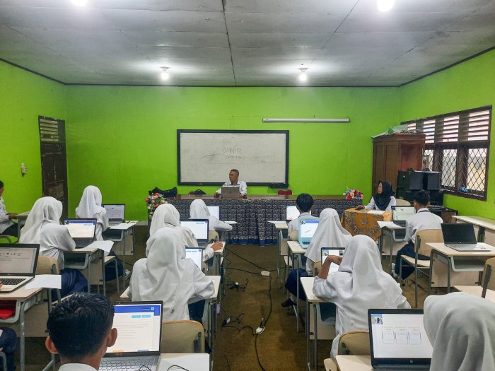 Hari Pertama TKA 2026 MTsN 1 Bungo Berjalan Lancar, Seluruh Peserta Hadir Penuh Semangat Hari Pertama TKA 2026 MTsN 1 Bungo Berjalan Lancar, Seluruh Peserta Hadir Penuh Semangat