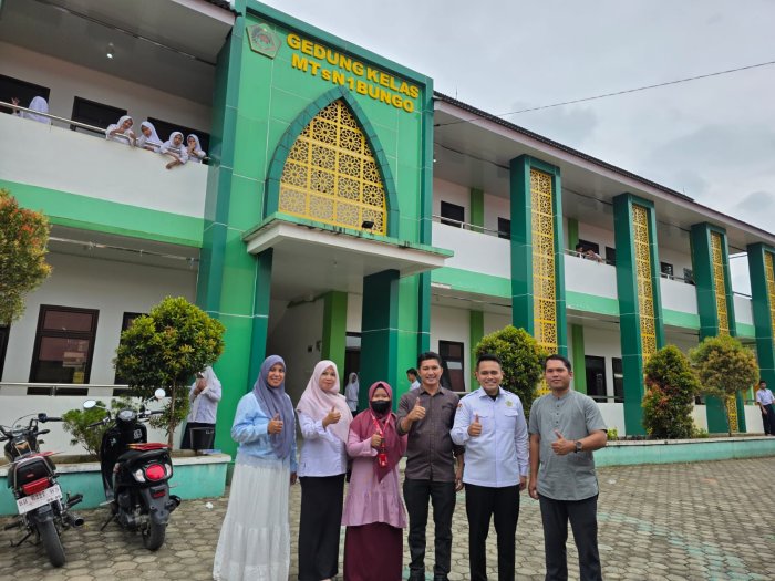 Bekali Langkah Menuju Jenjang Lanjutan, Ganesha Operation Bungo Sambangi MTsN 1 Bungo