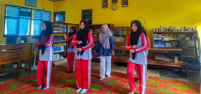 Latihan Dance Semaphore Jelang Jambore Ranting