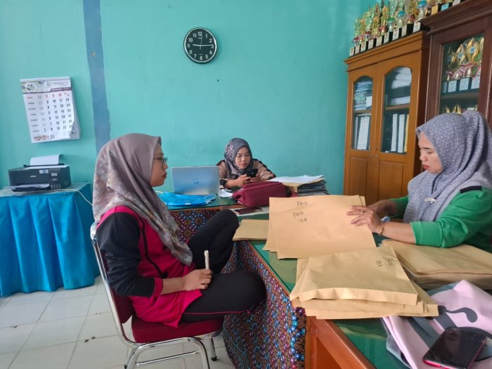 Gerak Cepat Panitia, Logistik Soal Asesmen Sumatif Akhir Semester Ganjil MTsN 1 Bungo Mulai Disiapkan