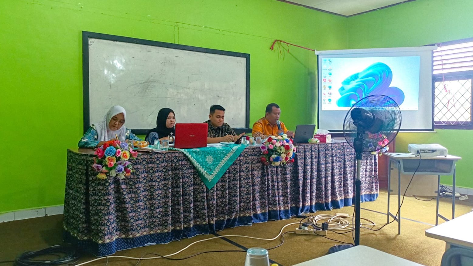 Rapat Kerja di Tahun Ajaran 2025/2026 Dilaksanakan Rabu Ini Rapat Kerja di Tahun Ajaran 2025/2026 Dilaksanakan Rabu Ini