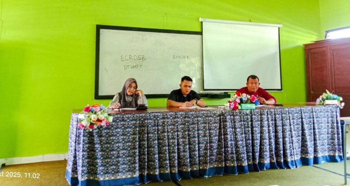 Rapat Koordinasi Bulanan MTsN 1 Bungo Bahas Agenda Strategis Madrasah