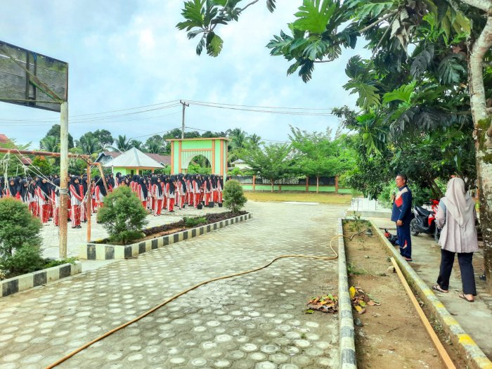 Disiplin Hari Ini, Sukses Esok Hari: Wakil Kepala Madrasah Tekankan Pentingnya Tanggung Jawab bagi Siswa