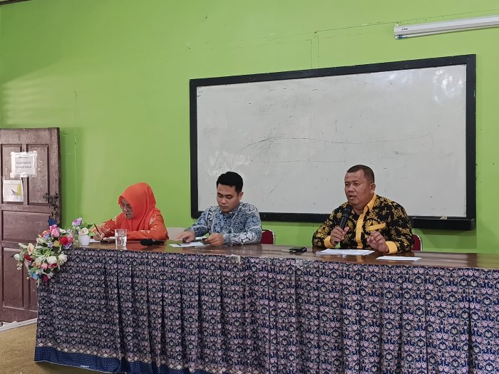 Matangkan Persiapan Lomba dan Parade Drumband Antarprovinsi, Kepala MTsN 1 Bungo Gelar Rapat Koordinasi Bersama GTK